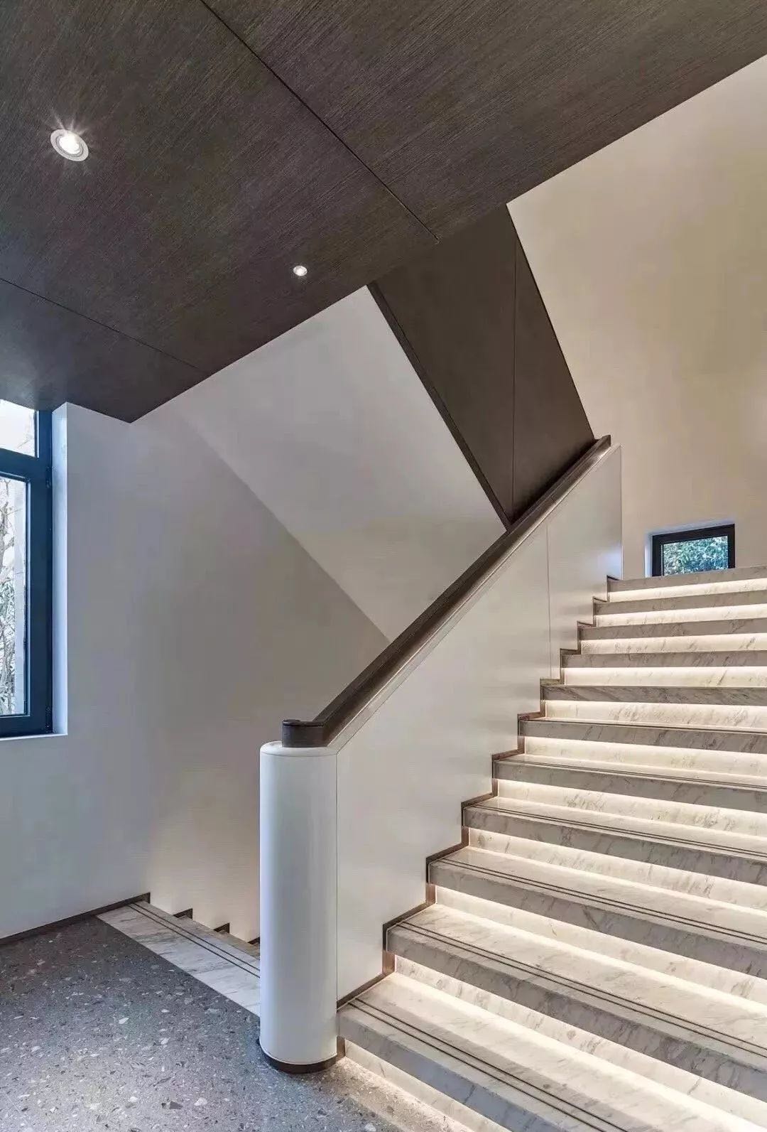 ݴʯ